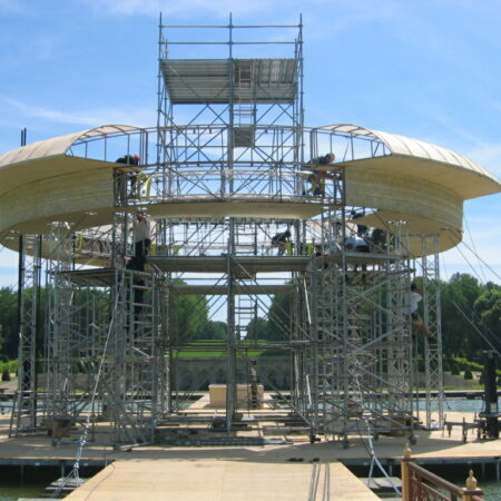 2-echafaudage-evenementiel-structure-circulaire-plan-eau (2)