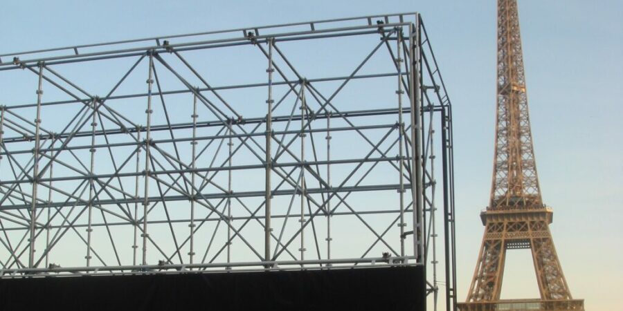 6-structure-echafaudage-evenement-tour-eiffel-paris